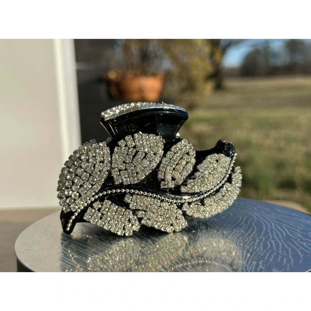 1 New Gorgeous Hair Clip with Shinny Crystals Hair Jewelry Accessories‎